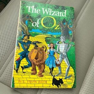 𝅺1974 Printing of the Wizard of Oz Book